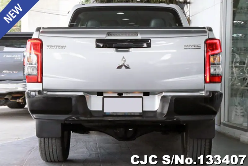 2022 Mitsubishi / Triton Stock No. 133407