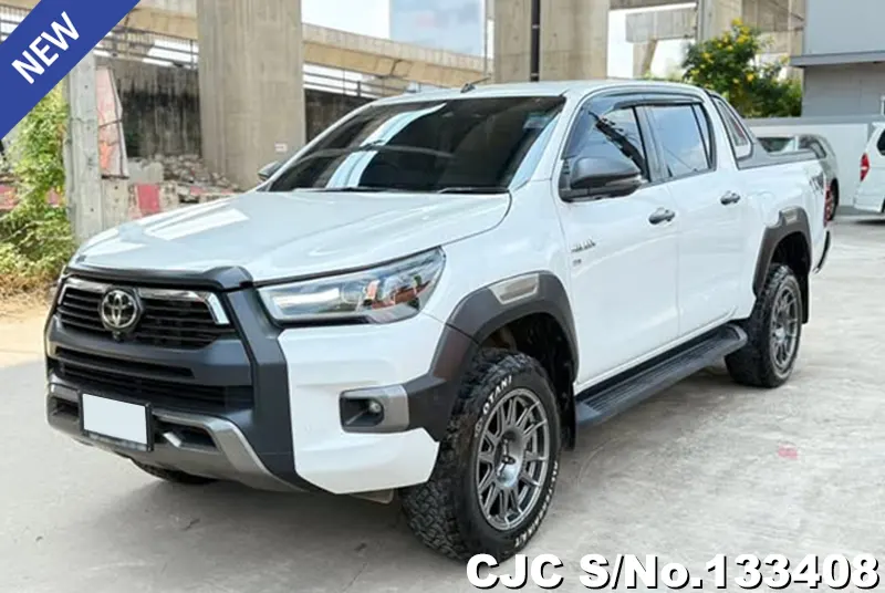 Toyota Hilux in White for Sale Image 3