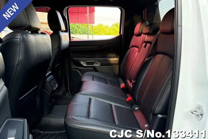 Ford Ranger in White for Sale Image 10