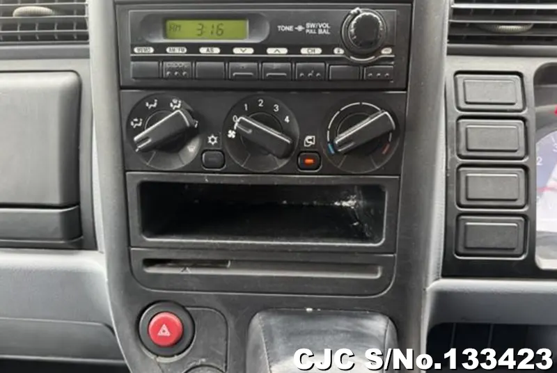 2010 Mitsubishi / Canter Stock No. 133423