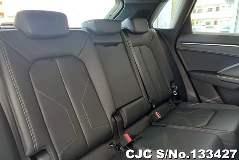 2024 Audi / Q3 Stock No. 133427