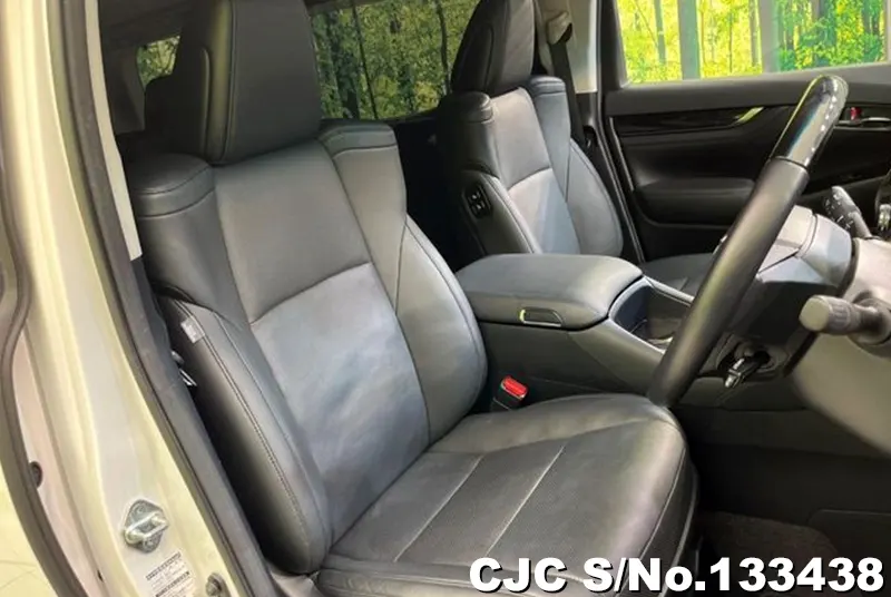 2023 Toyota / Alphard Stock No. 133438