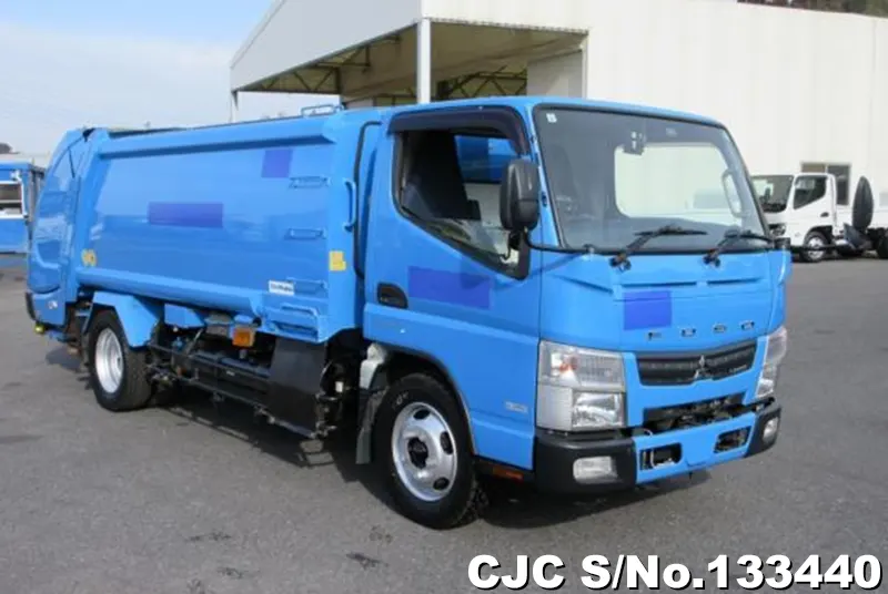 2015 Mitsubishi / Canter Stock No. 133440