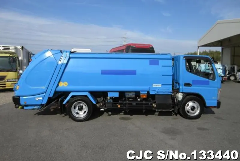 2015 Mitsubishi / Canter Stock No. 133440