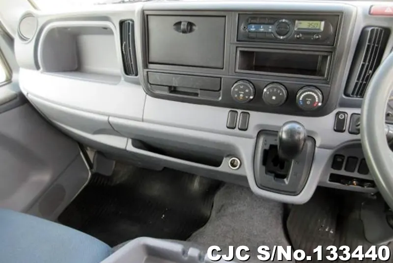 2015 Mitsubishi / Canter Stock No. 133440