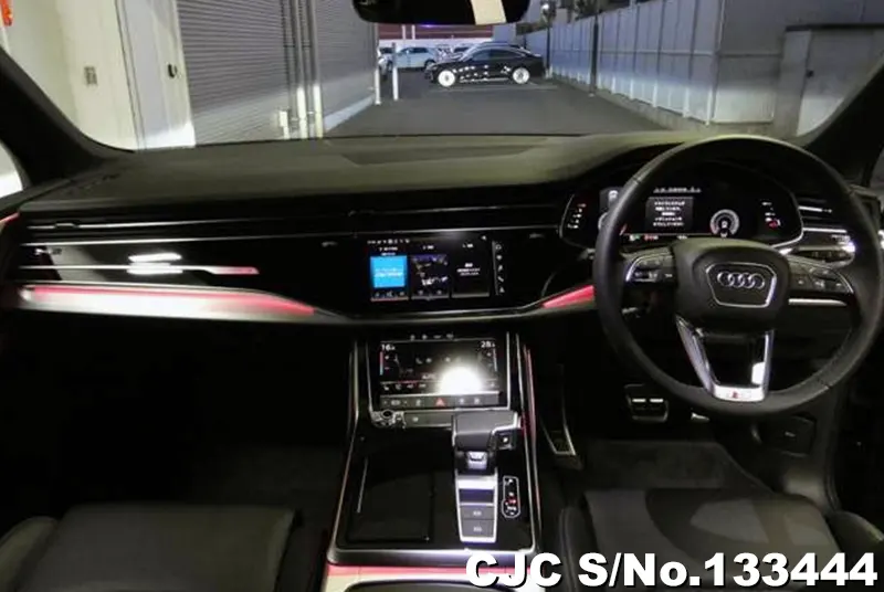 2025 Audi / Q7 Stock No. 133444