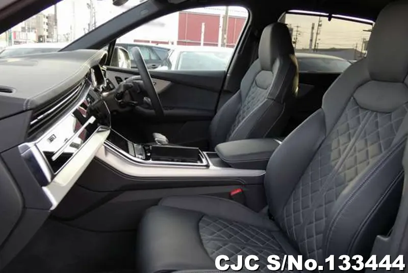 2025 Audi / Q7 Stock No. 133444