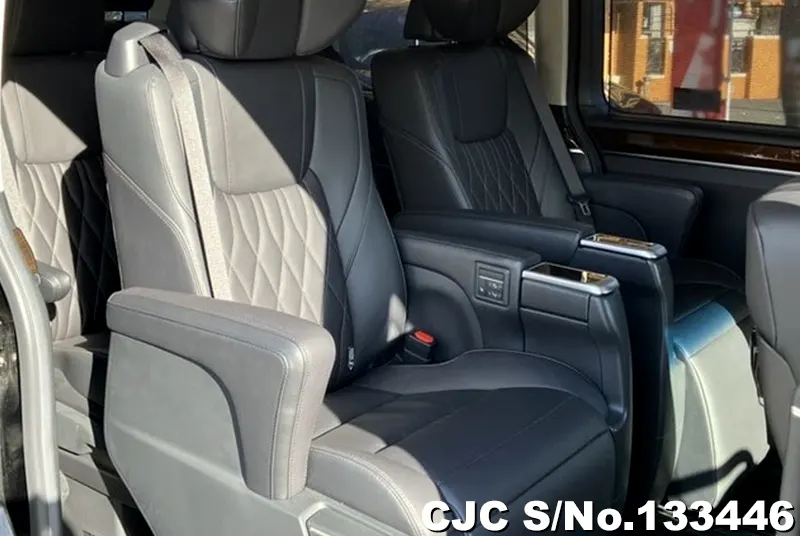 2020 Toyota / GranAce Stock No. 133446