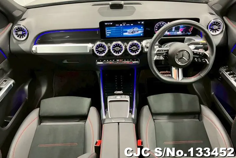 2025 Mercedes Benz / GLB Class Stock No. 133452