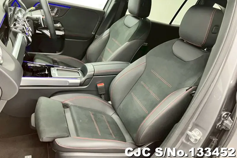 2025 Mercedes Benz / GLB Class Stock No. 133452