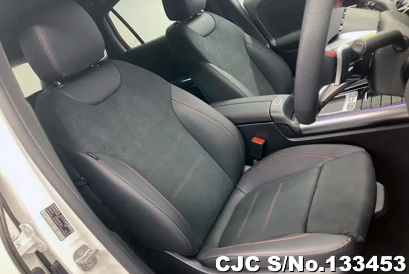 2025 Mercedes Benz / GLA Class Stock No. 133453