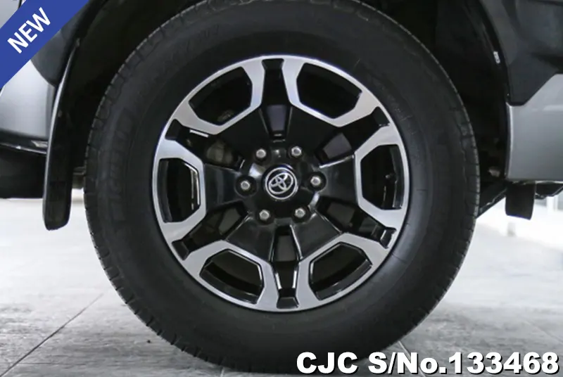 2022 Toyota / Hilux / Revo Stock No. 133468