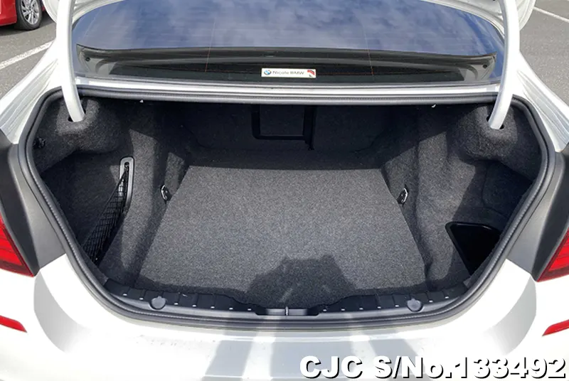 BMW 5 Series in White for Sale Image 8