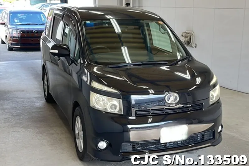 2010 Toyota / Voxy Stock No. 133509