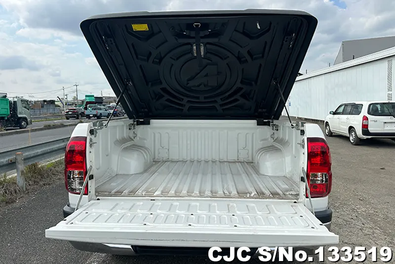Toyota Hilux in White for Sale Image 6