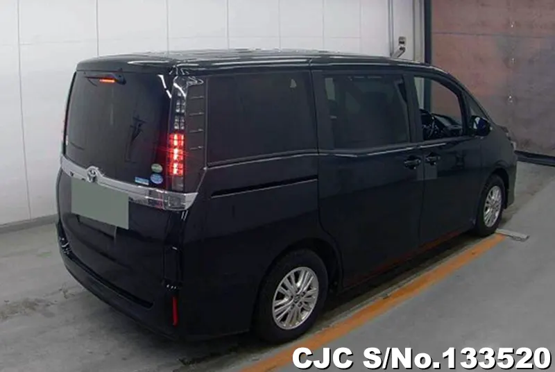 2016 Toyota / Voxy Stock No. 133520