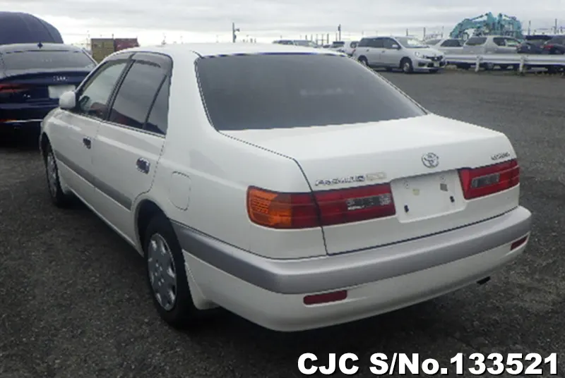 Toyota Corona Premio in White for Sale Image 1