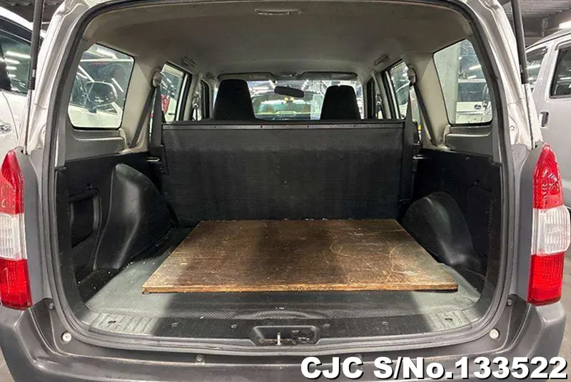 2016 Toyota / Succeed Van Stock No. 133522