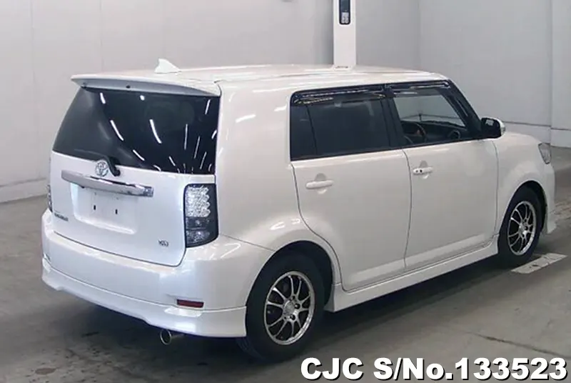 2015 Toyota / Corolla Rumion Stock No. 133523