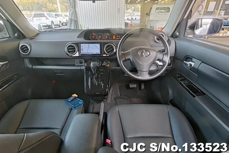 2015 Toyota / Corolla Rumion Stock No. 133523