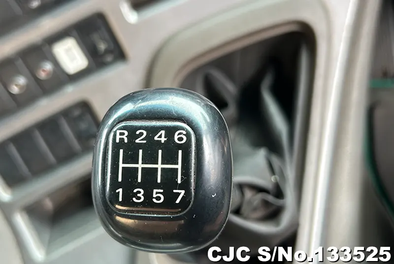 2010 Nissan / UD Stock No. 133525