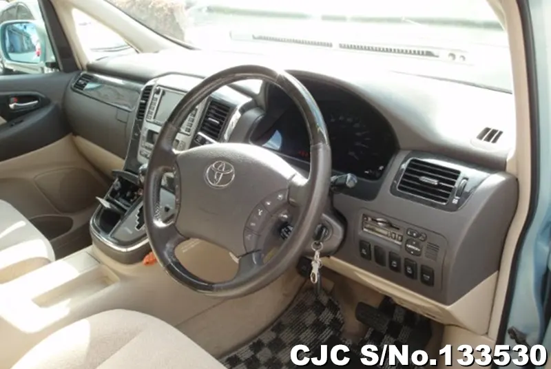 2003 Toyota / Alphard Stock No. 133530