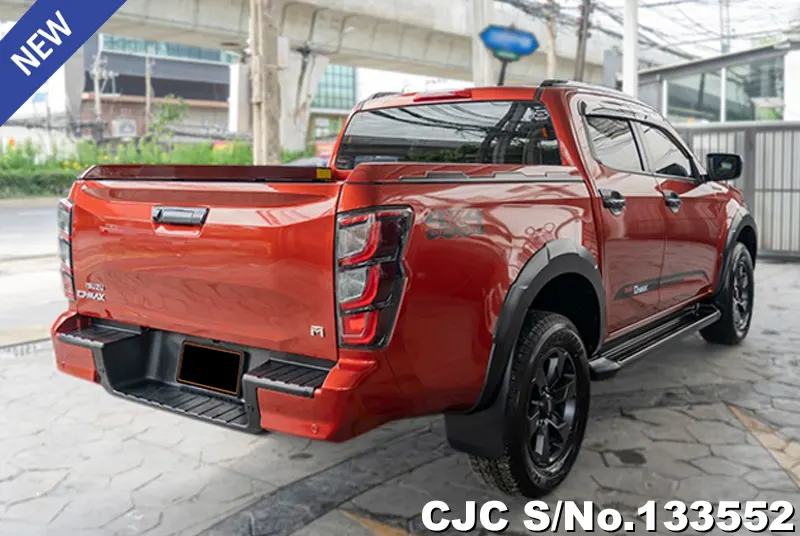 Isuzu D-Max in Orange for Sale Image 2