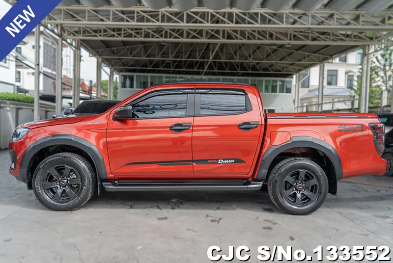 Isuzu D-Max in Orange for Sale Image 6
