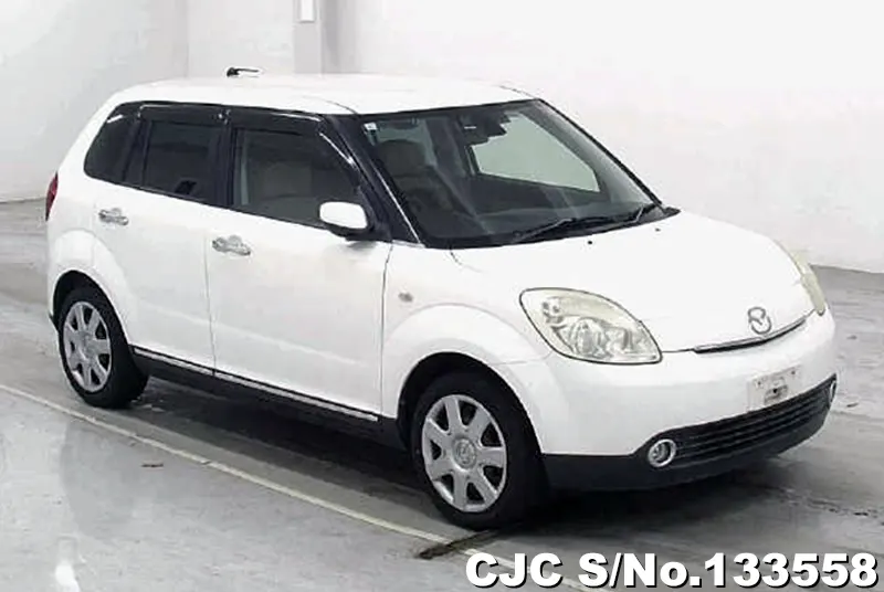 2005 Mazda / Verisa Stock No. 133558