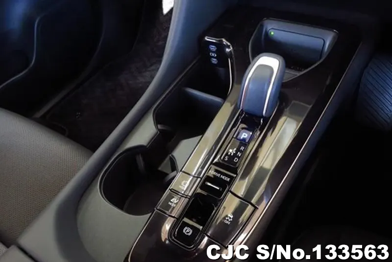 2025 Toyota / Crown Estate Stock No. 133563