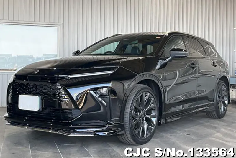 2023 Toyota / Crown Estate Stock No. 133564