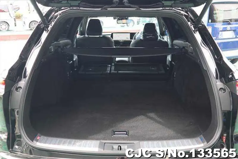 2023 Toyota / Crown Estate Stock No. 133565