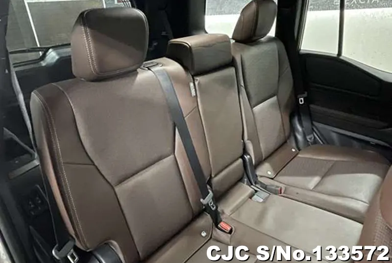 Toyota Land Cruiser 250 in Gray for Sale Image 10