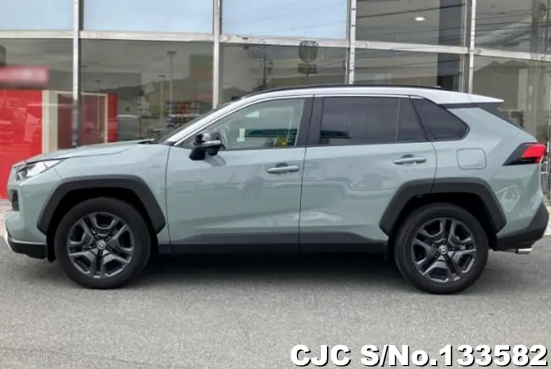 2022 Toyota / Rav4 Stock No. 133582