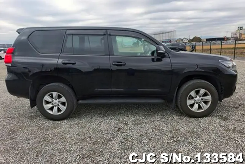 2022 Toyota / Land Cruiser Prado Stock No. 133584