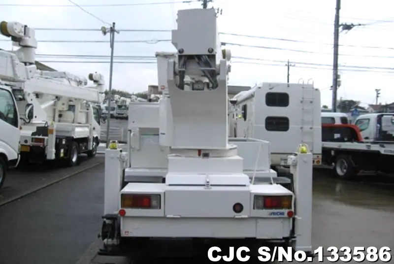 2010 Hino / Dutro Stock No. 133586