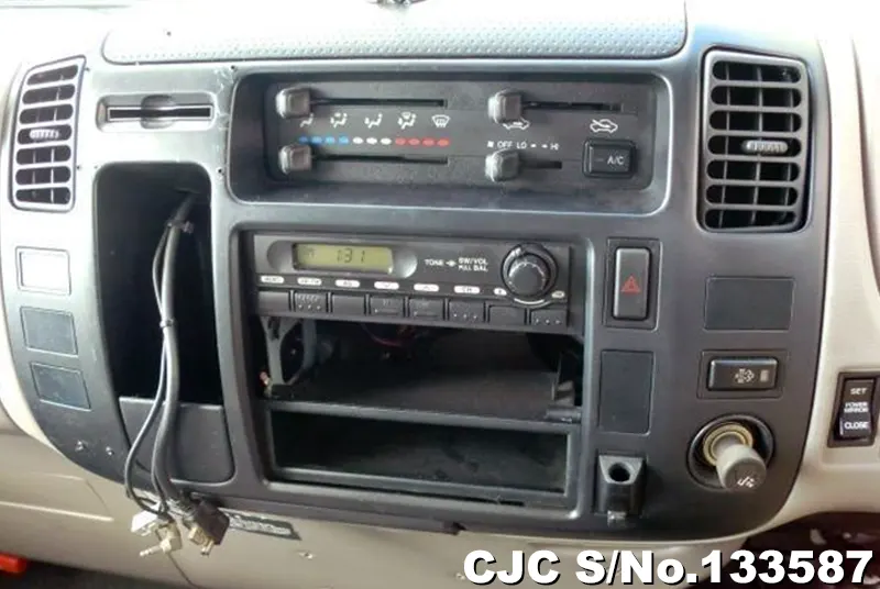 2009 Toyota / Dyna Stock No. 133587