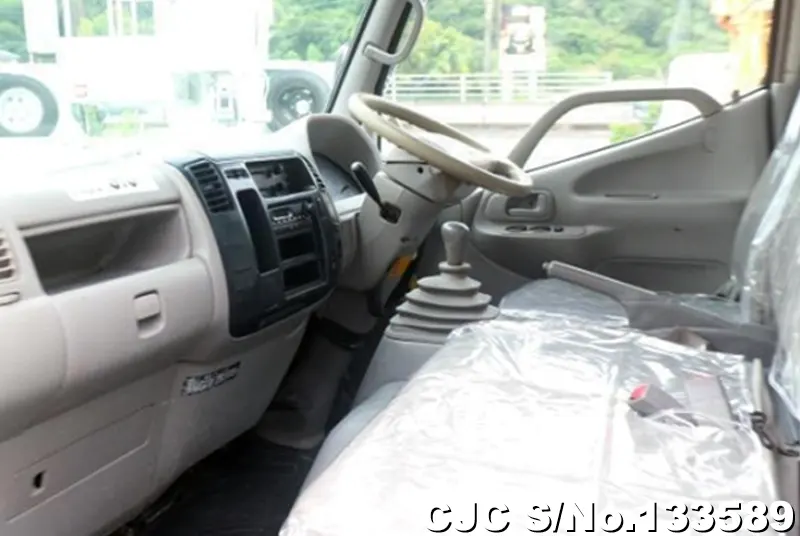 2007 Hino / Dutro Stock No. 133589