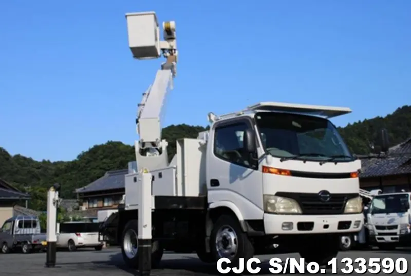 2008 Hino / Dutro Stock No. 133590