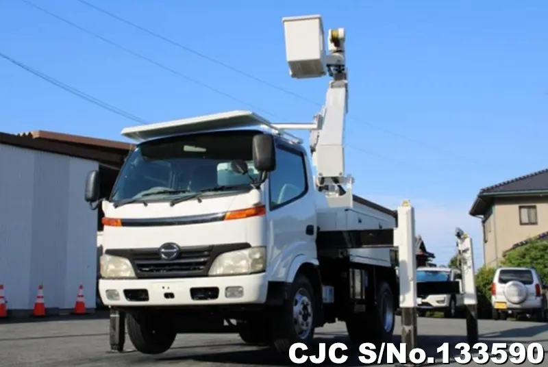 2008 Hino / Dutro Stock No. 133590