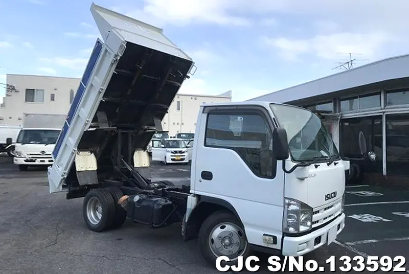 2013 Isuzu / Elf Stock No. 133592