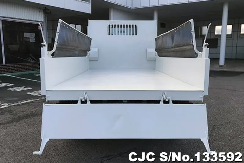 2013 Isuzu / Elf Stock No. 133592