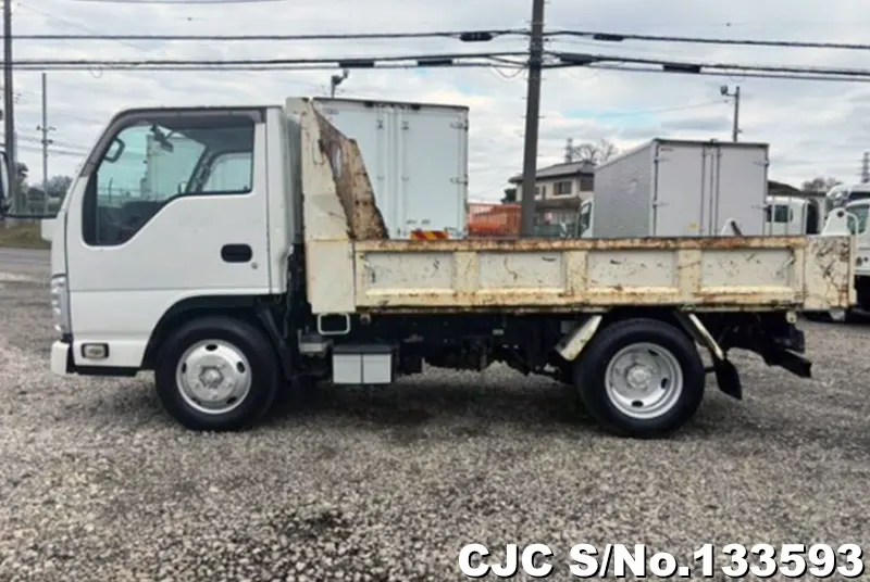 2015 Isuzu / Elf Stock No. 133593