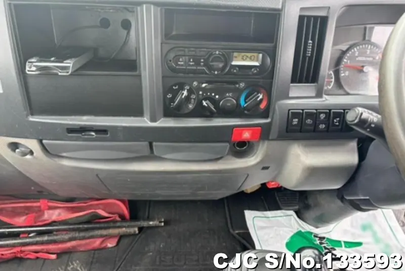 2015 Isuzu / Elf Stock No. 133593