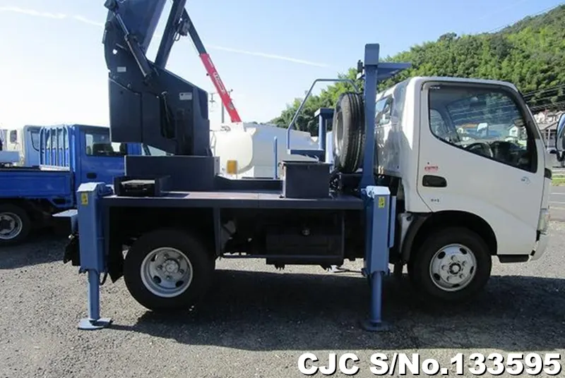 2007 Hino / Dutro Stock No. 133595