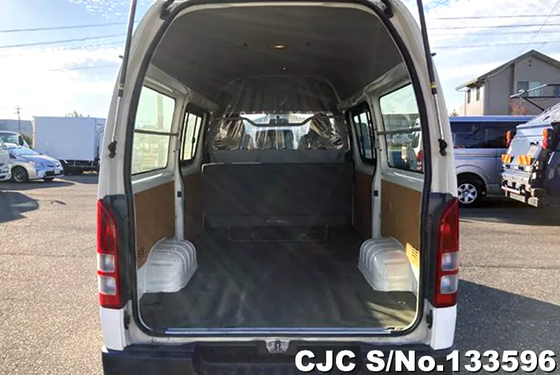 2013 Toyota / Hiace Stock No. 133596