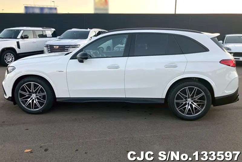 2025 Mercedes Benz / GLC Class Stock No. 133597