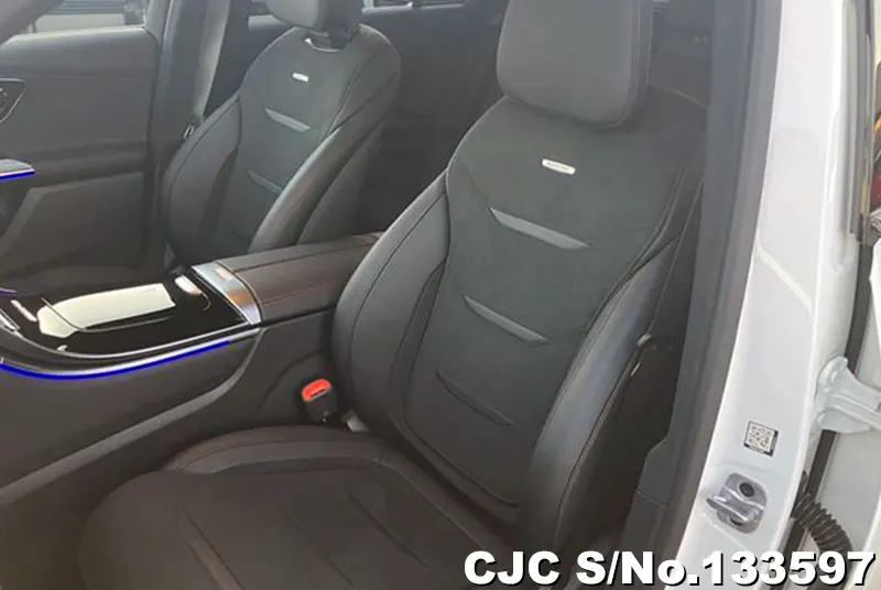 2025 Mercedes Benz / GLC Class Stock No. 133597