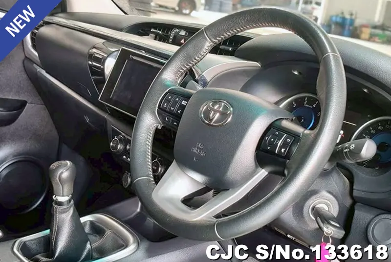 2019 Toyota / Hilux / Revo Stock No. 133618