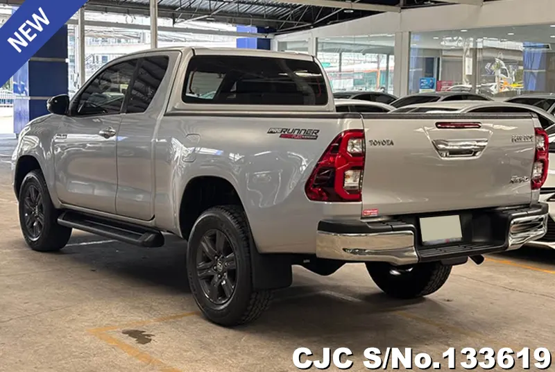 2023 Toyota / Hilux / Revo Stock No. 133619